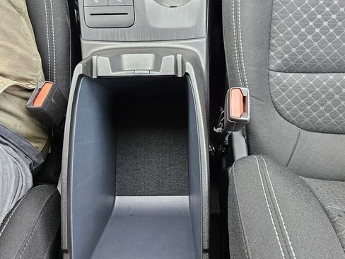 Used 2025 Ford Escape Active image 19