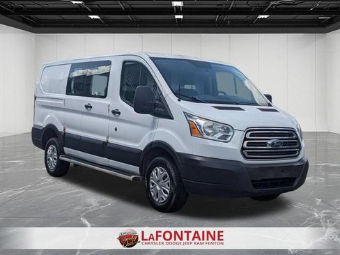 Used 2015 Ford Transit 250 130 Low Roof w/ Exterior Upgrade Package RWD image 7