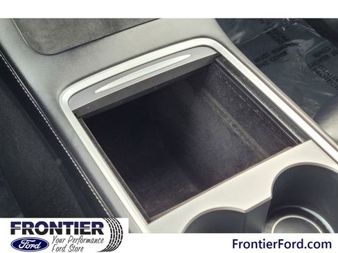 Used 2021 Tesla Model Y Standard Range image 26