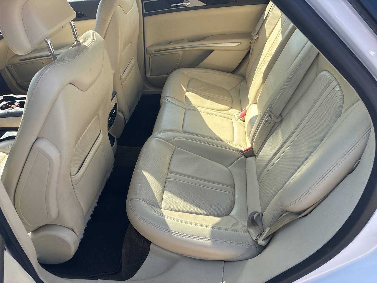Used 2013 Lincoln MKZ FWD image 15