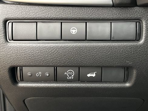 New 2026 Nissan Rogue SV w/ Cold Weather Package FWD image 25