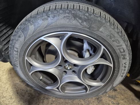 Used 2022 Alfa Romeo Stelvio Ti w/ Active Assist Plus Package image 16