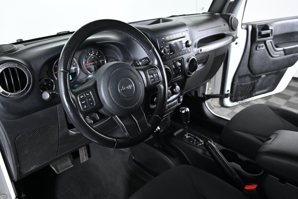 Used 2018 Jeep Wrangler Unlimited Sport S AWD/4WD image 11