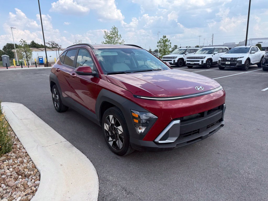 Certified 2025 Hyundai Kona SEL FWD image 2
