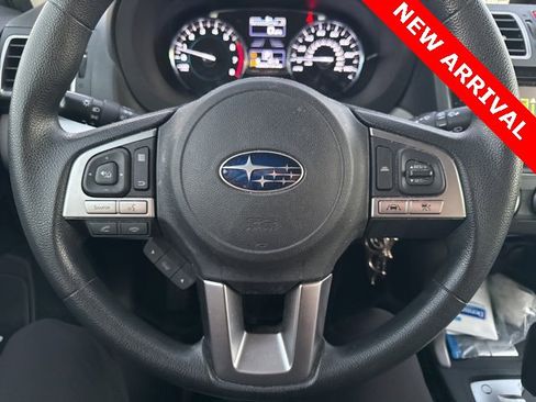 Used 2017 Subaru Forester 2.5i Premium image 15