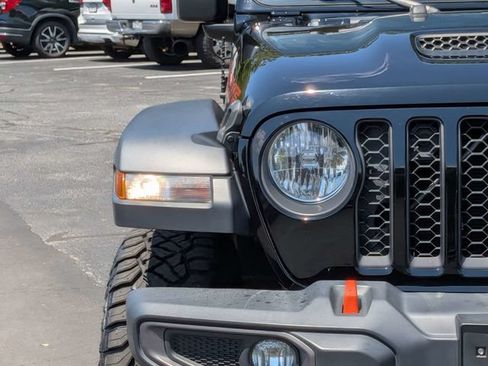 Used 2020 Jeep Gladiator Mojave AWD/4WD image 11