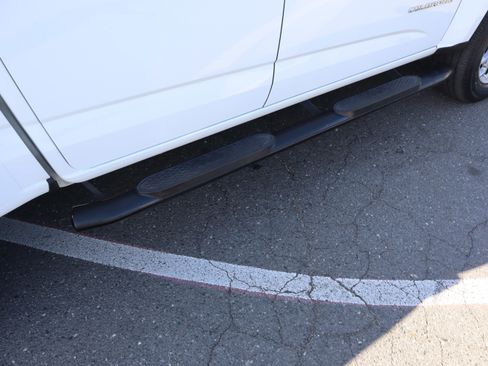 Used 2022 Chevrolet Colorado LT w/ Safety Package image 12