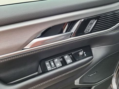 New 2026 Jeep Grand Wagoneer 2WD image 15