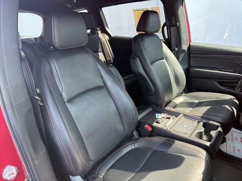 Used 2025 Honda Odyssey Sport-L image 6