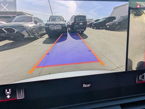 Used 2024 Audi Q5 2.0T Premium Plus w/ Premium Plus Package image 12