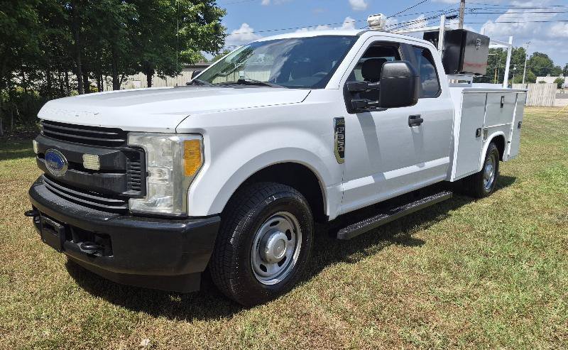 Used 2017 Ford F350 XL RWD image 3