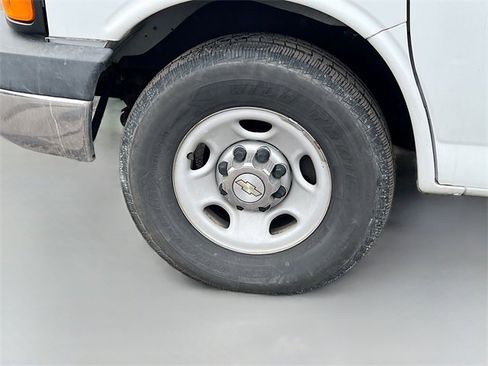 Used 2015 Chevrolet Express 3500 LT w/ LT Preferred Equipment Group image 6