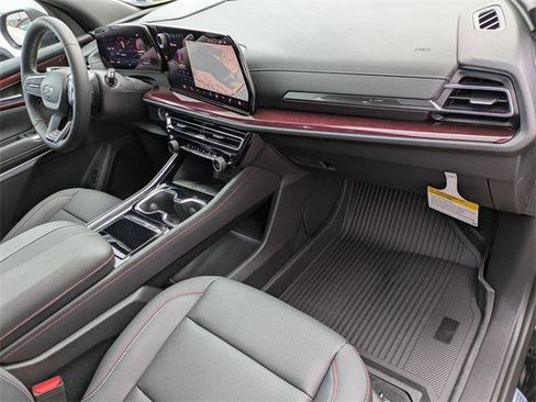 New 2026 Chevrolet Traverse Z71 w/ Driver Confidence Package image 31