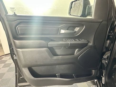 New 2026 RAM 1500 Express AWD/4WD image 16