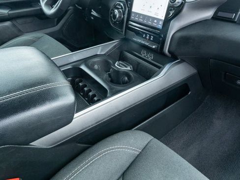Certified 2025 RAM 1500 Big Horn AWD/4WD image 40