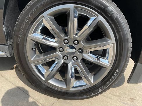 Used 2019 Chevrolet Tahoe Premier RWD image 33