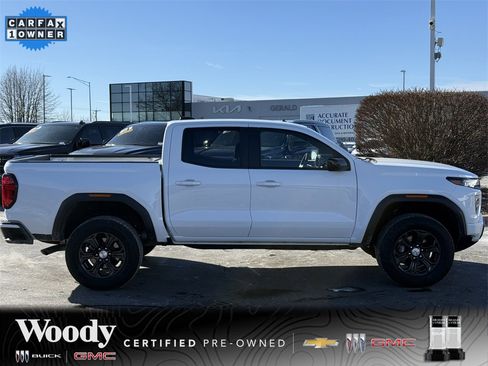 Certified 2024 GMC Canyon Elevation image 9