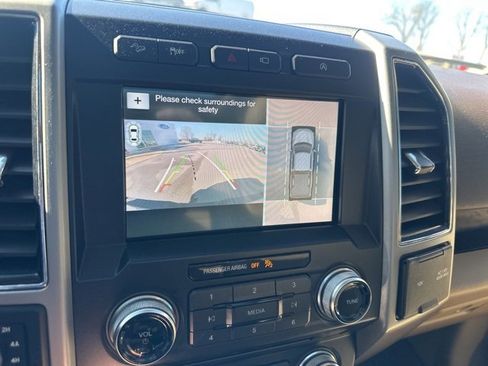 Certified 2018 Ford F150 Lariat w/ Equipment Group 502A Luxury image 48