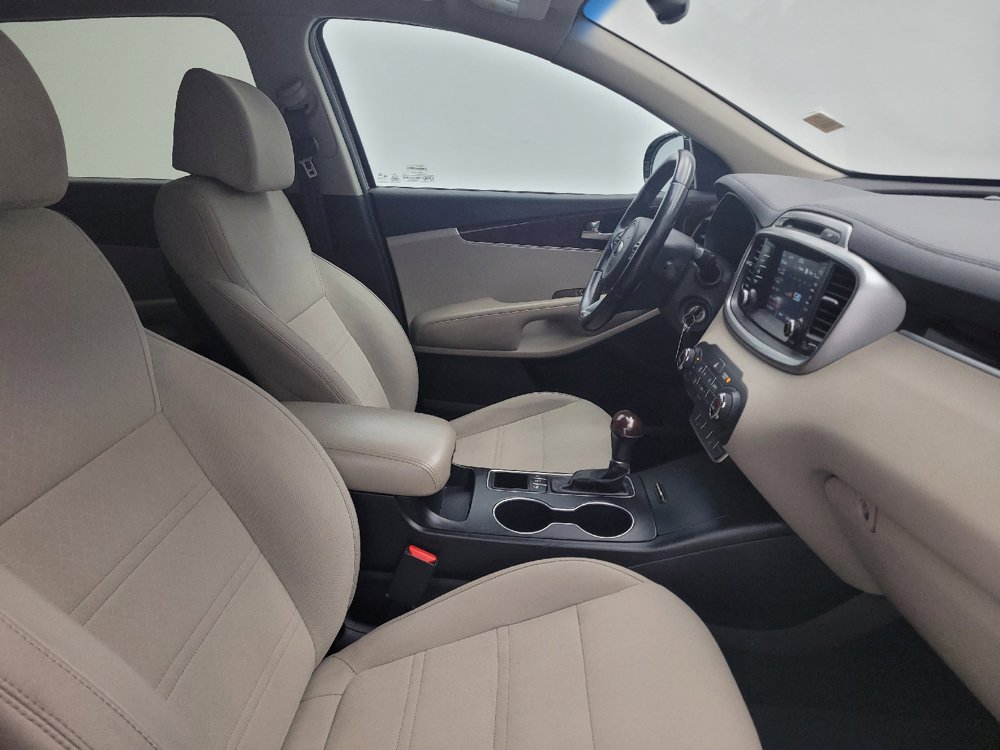 Used 2017 Kia Sorento AWD w/ LX Convenience Package image 21