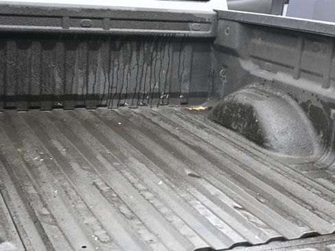 Used 2016 GMC Canyon SLE image 19