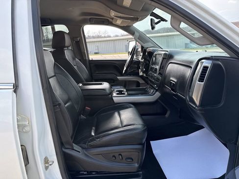 Used 2018 Chevrolet Silverado 3500 LTZ w/ Duramax Plus Package image 40