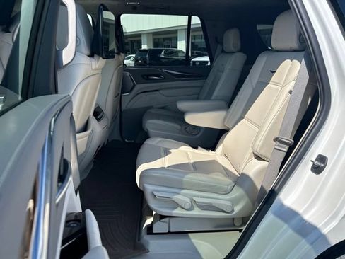 Used 2021 Cadillac Escalade Premium Luxury Platinum AWD/4WD image 25