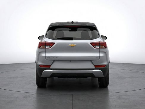 Used 2025 Chevrolet TrailBlazer LT AWD/4WD image 7