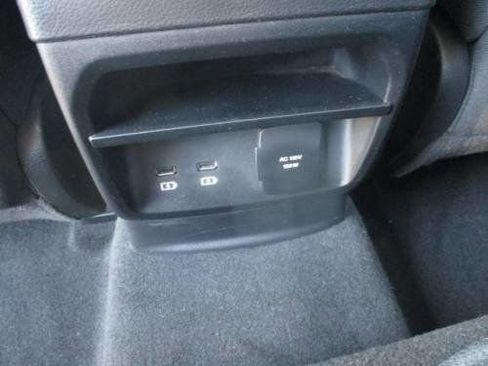 Used 2019 Ford Ranger XLT w/ Equipment Group 301A Mid image 8