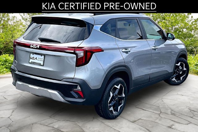 Certified 2026 Kia Seltos EX FWD image 2