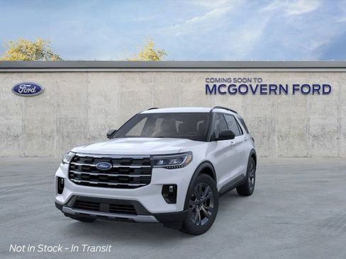New 2026 Ford Explorer Active image 3