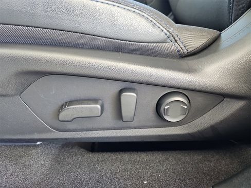 Certified 2026 Subaru Forester Premium image 28