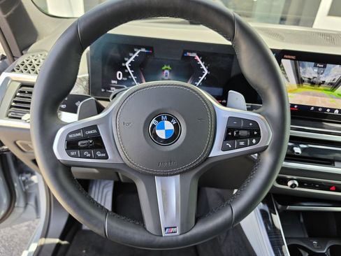 Used 2026 BMW X5 sDrive40i w/ M Sport Package RWD image 26