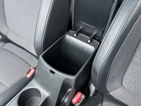 Used 2024 Kia Seltos S image 36