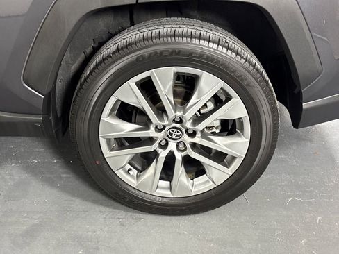 Certified 2023 Toyota RAV4 XLE Premium image 33