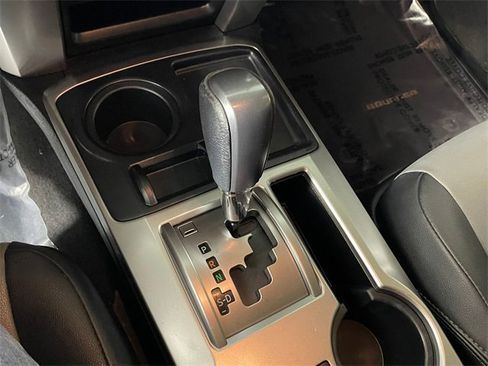 Used 2019 Toyota 4Runner SR5 Premium image 11