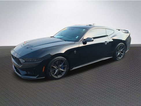 Used 2024 Ford Mustang Dark Horse image 2