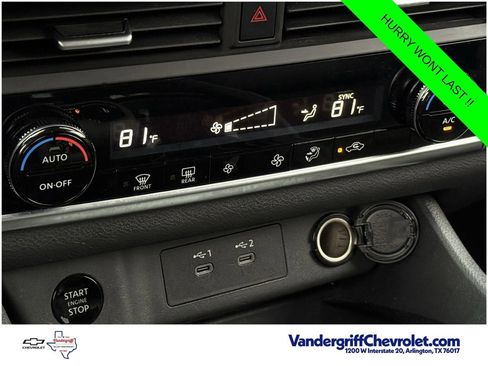 Used 2025 Nissan Rogue SV FWD image 17