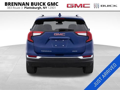 Certified 2023 GMC Terrain SLT AWD/4WD image 4
