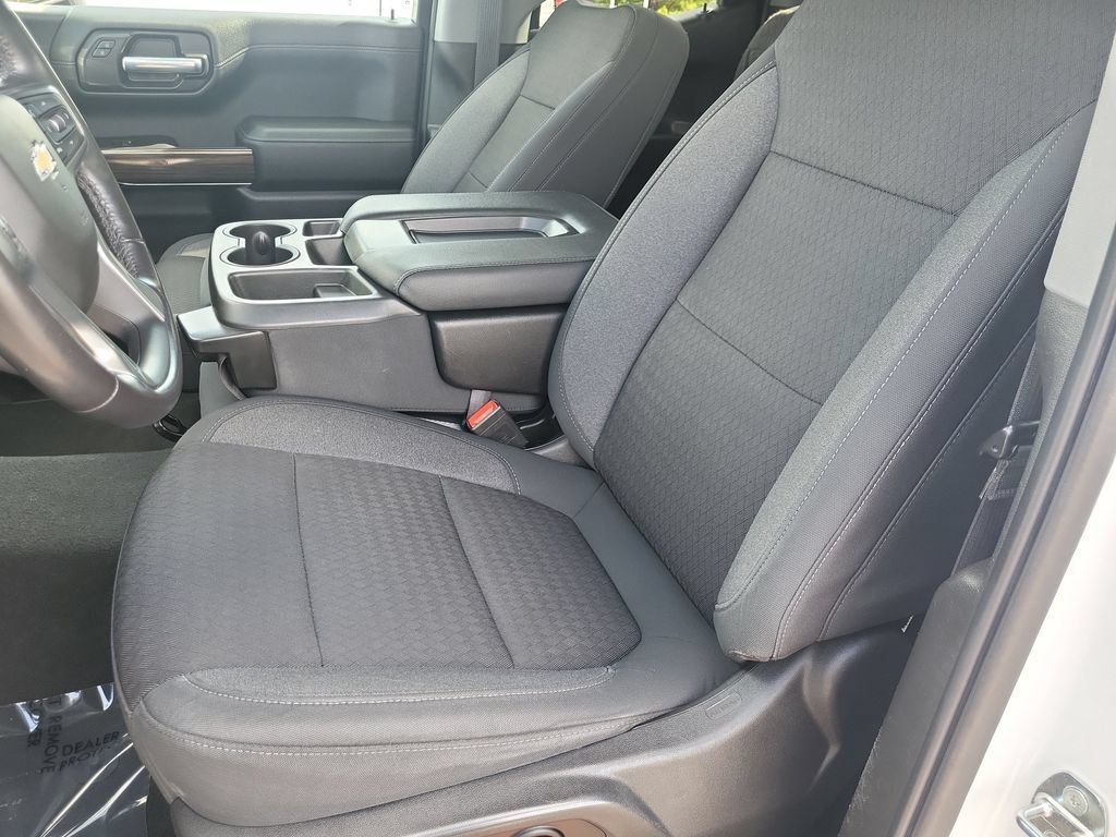 Used 2021 Chevrolet Silverado 1500 LT AWD/4WD image 13