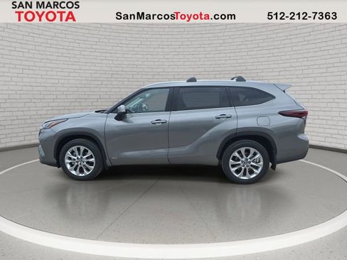 New 2026 Toyota Highlander Limited AWD/4WD image 8