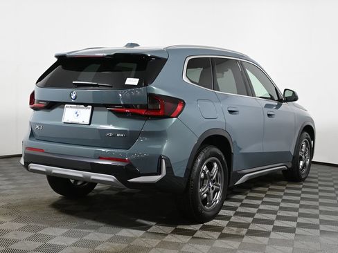 New 2026 BMW X1 xDrive28i w/ Convenience Package AWD/4WD image 7