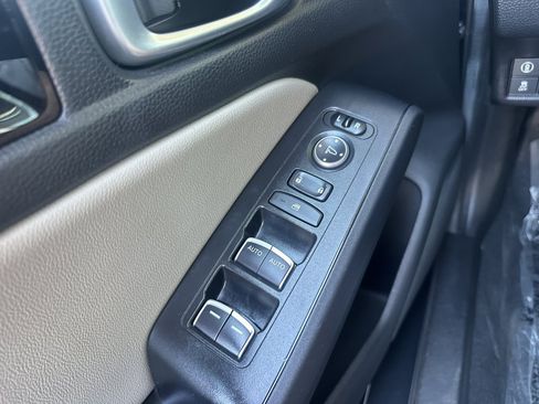 Used 2024 Honda Civic EX-L image 26