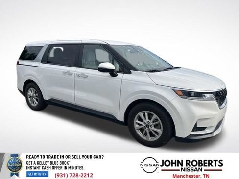 Used 2022 Kia Carnival LX FWD image 1