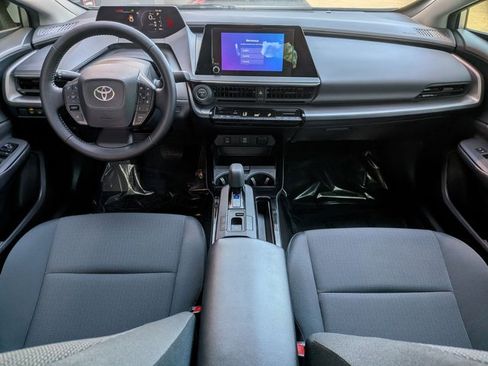 Used 2024 Toyota Prius LE image 16