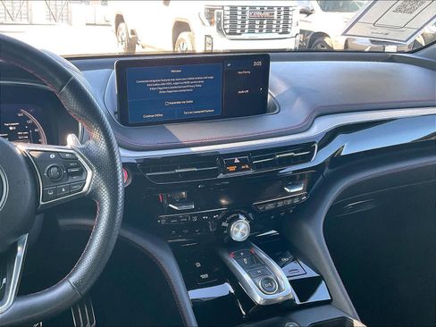 Used 2023 Acura MDX A-Spec image 9