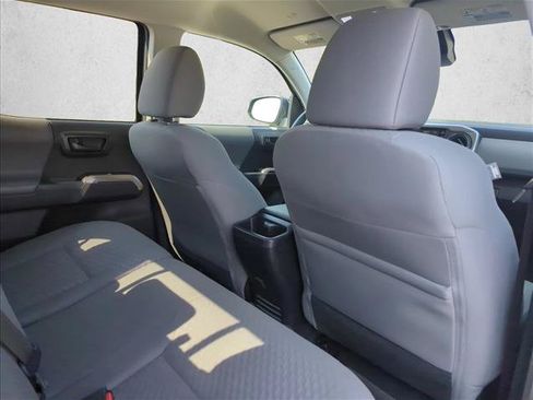 Certified 2022 Toyota Tacoma SR5 RWD image 26