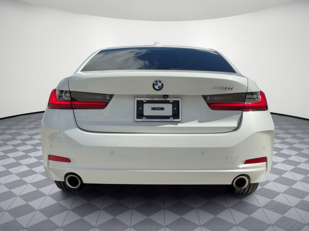 Used 2024 BMW 330i Sedan w/ Premium Package RWD image 11