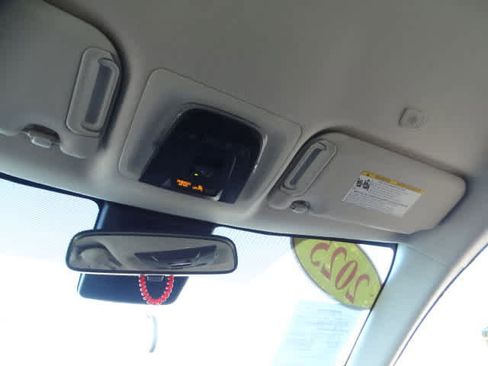 Used 2025 Toyota Corolla LE image 35