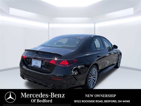 New 2026 Mercedes-Benz E 53 AMG e 4MATIC Sedan image 4