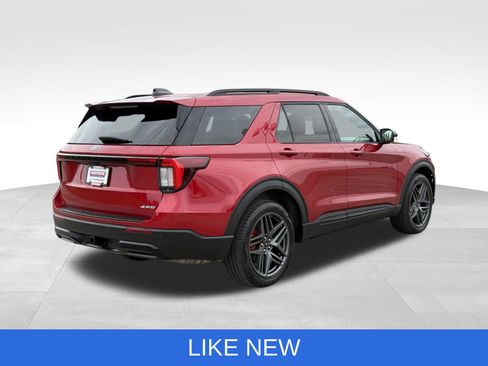 Used 2025 Ford Explorer ST-Line w/ Premium Package AWD/4WD image 11